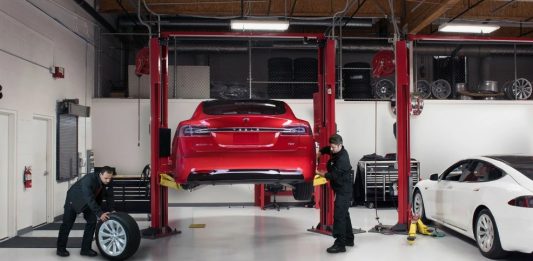 Что предлагает Тесла Сервис: спектр услуг для владельцев электромобилей