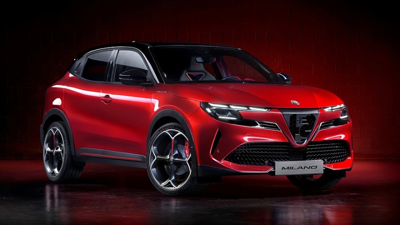 Alfa Romeo Milano: крутой дизайн, азартное шасси и полноприводная гибридная версия Q4