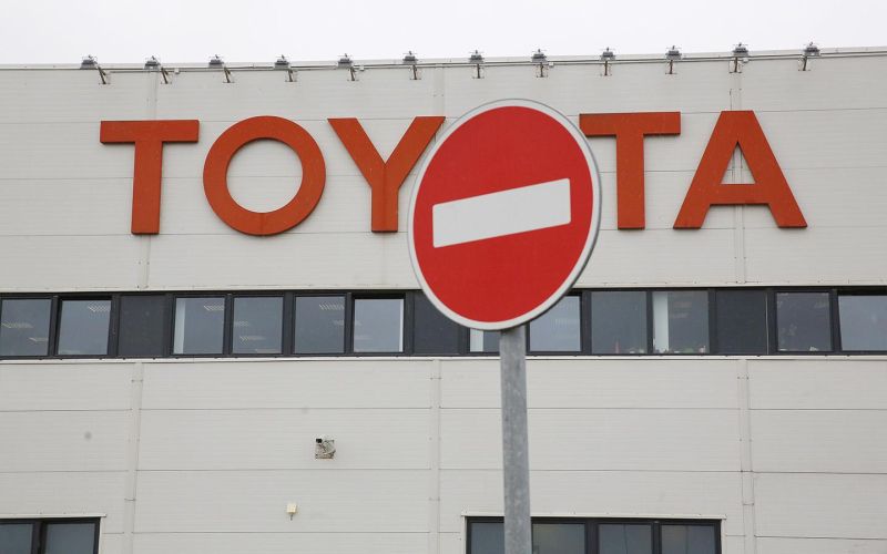 В Петербурге отложили запуск бывшего завода Toyota. Сборка Aurus на паузе