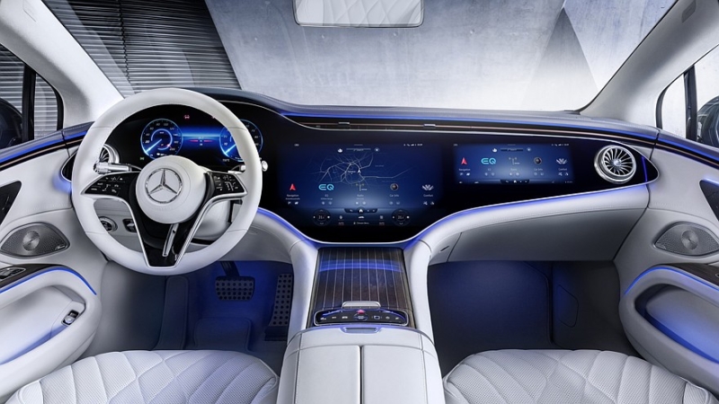 Mercedes EQS в новом поколении избавится от рыбообразного дизайна и сенсорных кнопок