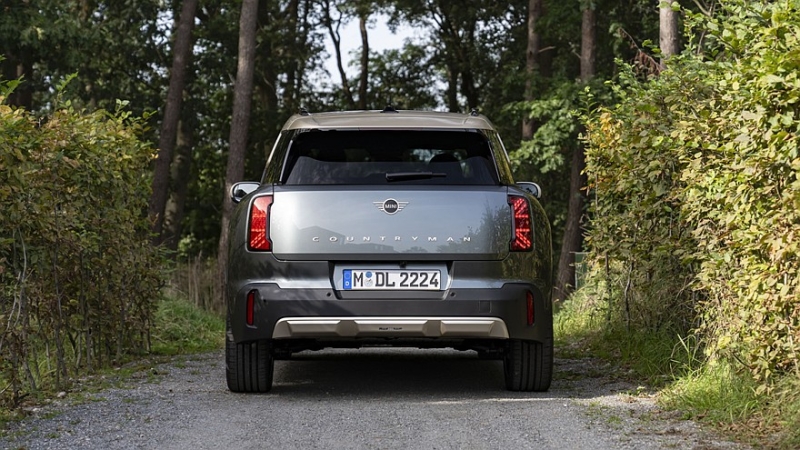 Mini показала стартовый кроссовер Countryman C, оснащённый 1,5-литровой турботройкой