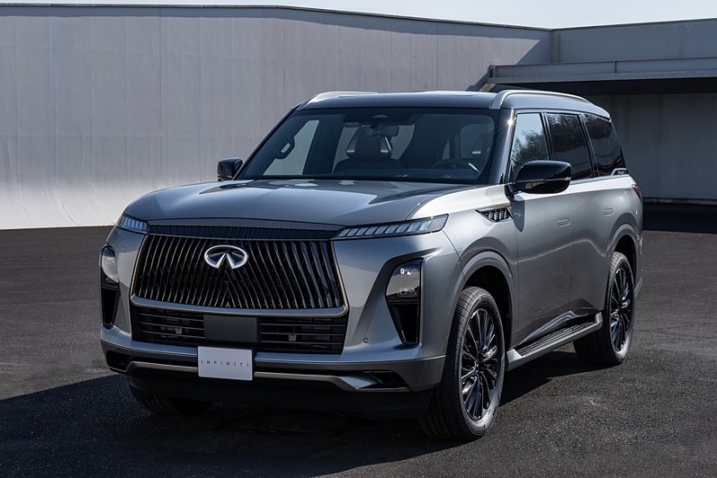 Новый внедорожник Infiniti QX80: без V8, но с пневмоподвеской и уклоном в роскошь