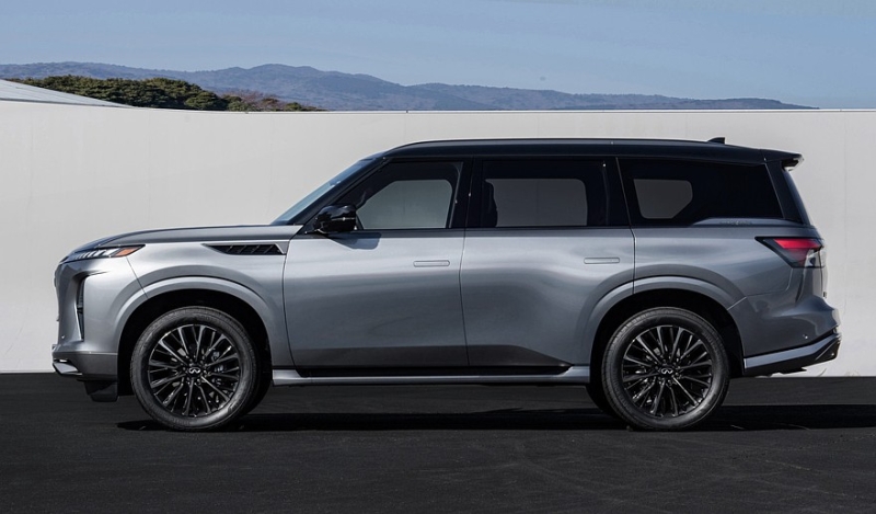 Новый внедорожник Infiniti QX80: без V8, но с пневмоподвеской и уклоном в роскошь