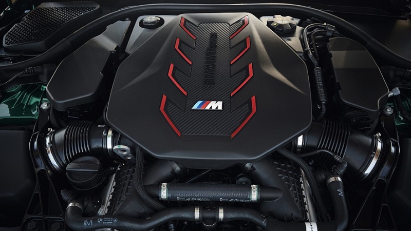 Седан BMW M5 нового поколения: гибридная установка с V8, больше времени на разгон до «сотни»