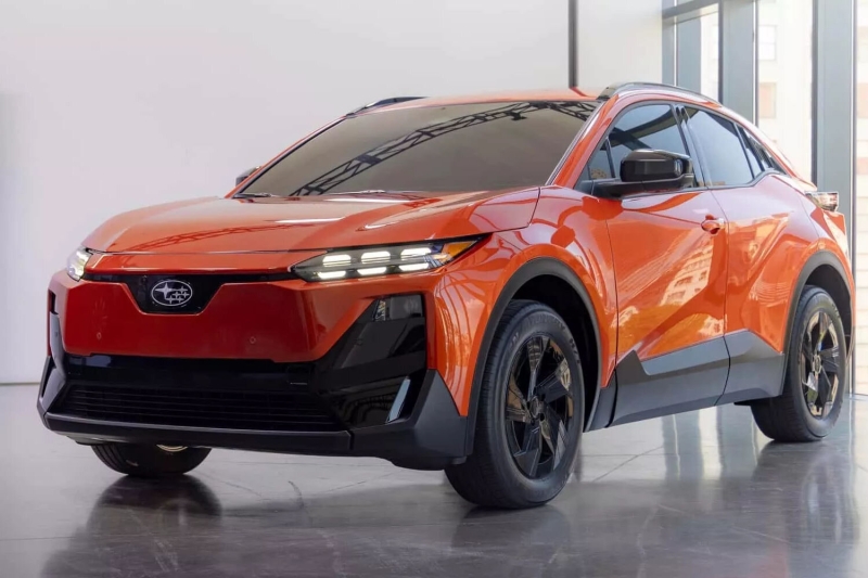 Subaru представила новый электрокроссовер