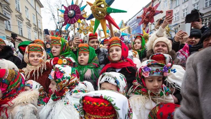 
Васильев вечер: традиции и гадания на 13 января 2024 года                